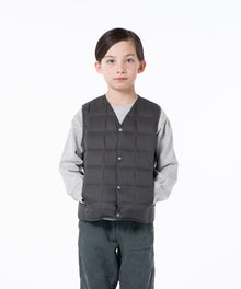 D.CHARCOAL／Model Height 132cm／Wearing Size 140
