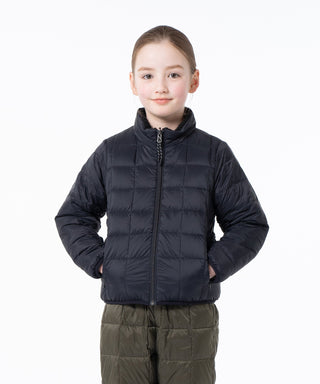 BLACK×BLACK／Model Height 135cm／Wearing Size 140