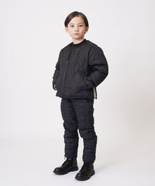 BLACK×CREAM／Model Height 127cm／Wearing Size 140