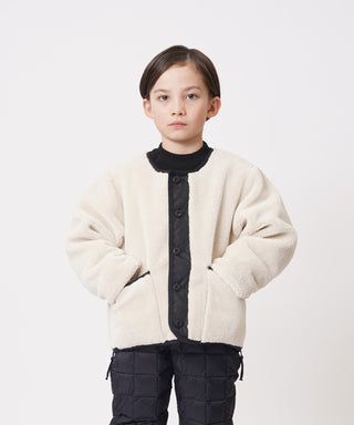 BLACK×CREAM／Model Height 127cm／Wearing Size 140