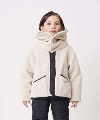 BLACK×CREAM／Model Height 127cm／Wearing Size 140