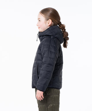 BLACK×BLACK／Model Height 135cm／Wearing Size 140