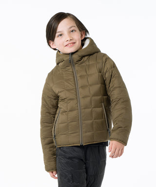 OLIVE×IVORY／Model Height 132cm／Wearing Size 140