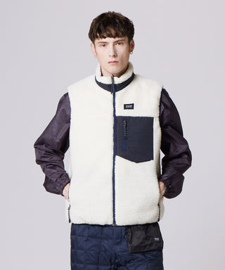 NAVY×IVORY（BOA SIDE）／Model Height 178cm／Wearing Size M