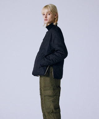 BLACK×CREAM／Model Height 167cm／Wearing Size S