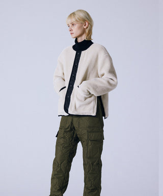 BLACK×CREAM／Model Height 167cm／Wearing Size S