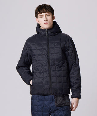 BLACK×BEIGE（DOWN SIDE）／Model Height 178cm／Wearing Size M