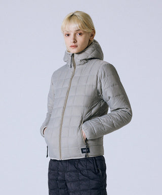 L.GRAY×BEIGE／Model Height 167cm／Wearing Size XS