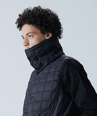 BLACK×BLACK（DOWN SIDE）／Model Height 180cm