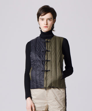 CRZY×BK／Model Height 169cm／Wearing Size XS（FRONT SIDE）