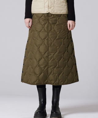 D.OLIVE／Model Height 172cm／Wearing Size M